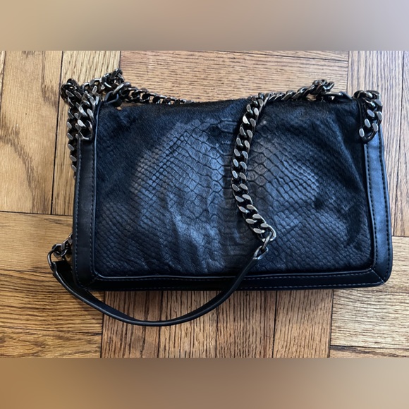 Slight used Zara chain cross body handbag - Picture 3 of 3